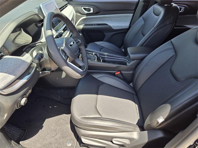 new 2025 Jeep Compass car, priced at $28,293