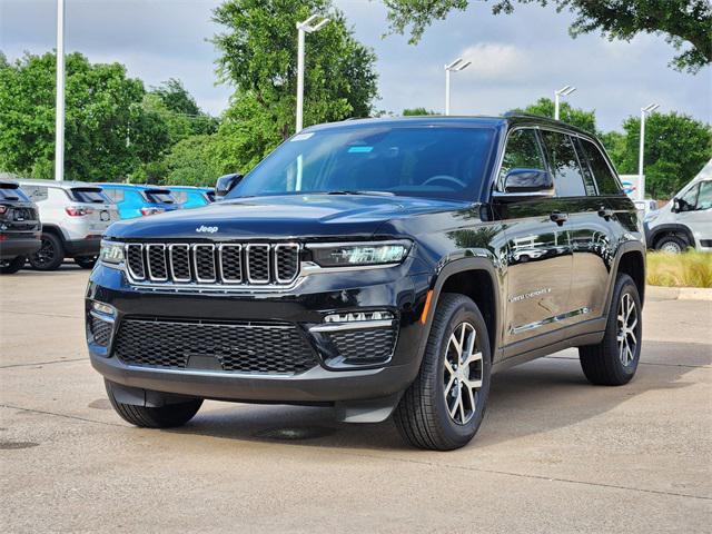 new 2025 Jeep Grand Cherokee car, priced at $43,656