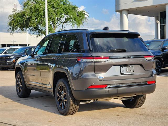 new 2025 Jeep Grand Cherokee car, priced at $38,680