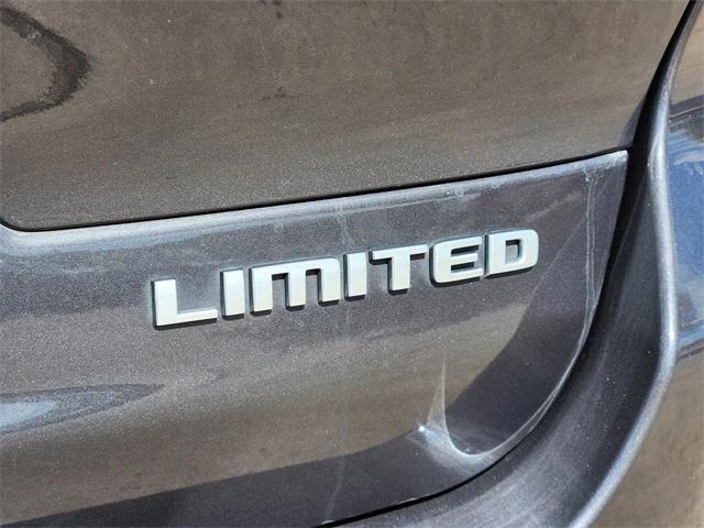 used 2024 Jeep Grand Cherokee L car, priced at $33,821
