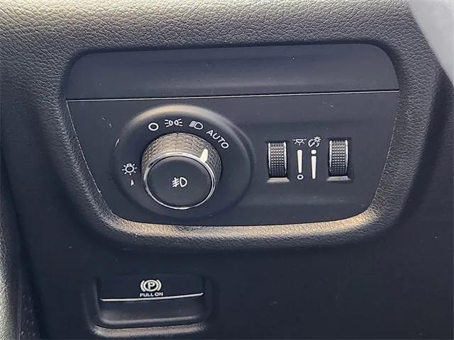 used 2024 Jeep Grand Cherokee L car, priced at $33,821