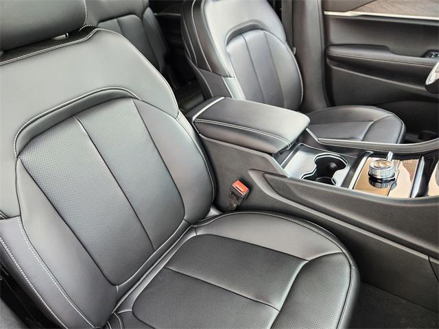new 2025 Jeep Grand Cherokee L car, priced at $50,395