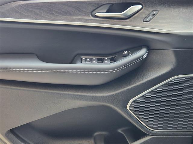 new 2025 Jeep Grand Cherokee L car, priced at $50,395