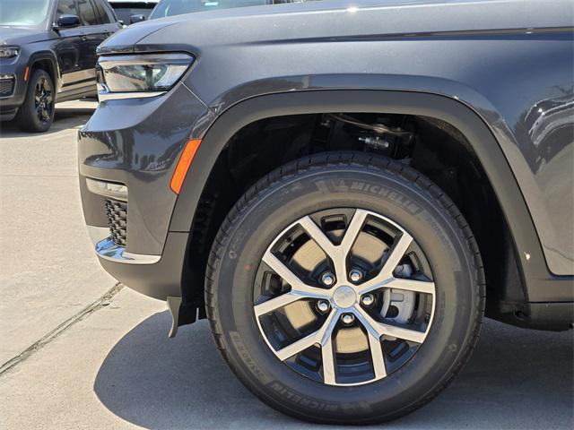 new 2025 Jeep Grand Cherokee L car, priced at $43,672