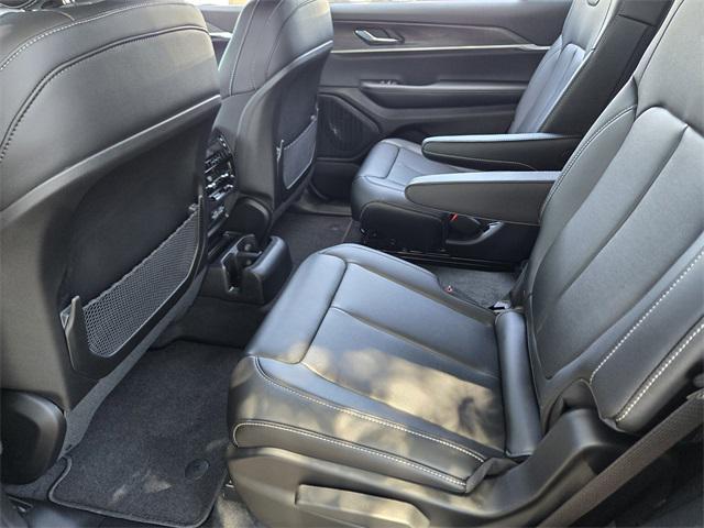 new 2025 Jeep Grand Cherokee L car, priced at $43,672