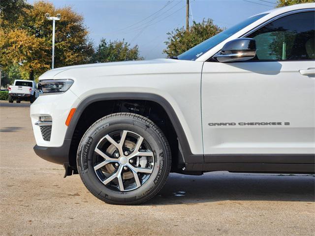 new 2025 Jeep Grand Cherokee car, priced at $45,413