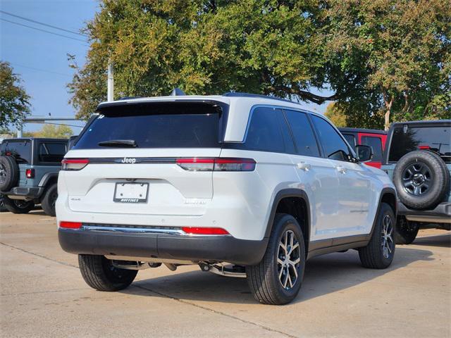 new 2025 Jeep Grand Cherokee car, priced at $45,413