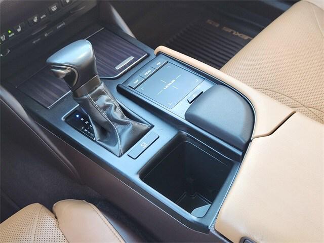 used 2019 Lexus ES 350 car, priced at $29,662