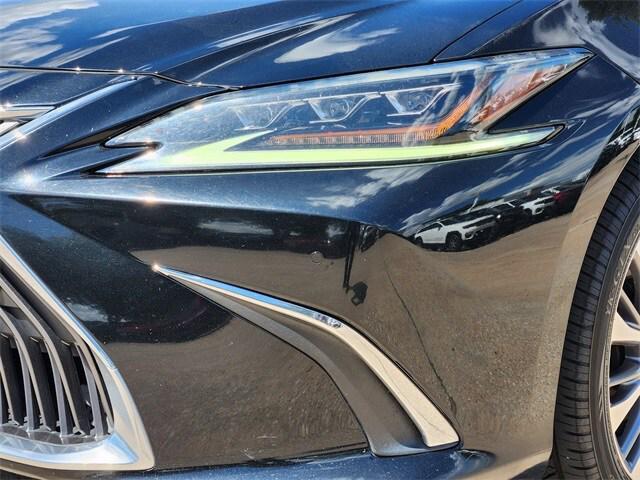 used 2019 Lexus ES 350 car, priced at $29,662
