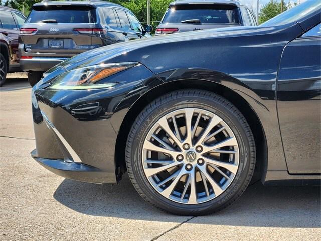 used 2019 Lexus ES 350 car, priced at $29,662