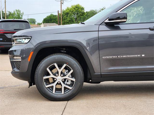 new 2025 Jeep Grand Cherokee car, priced at $42,881
