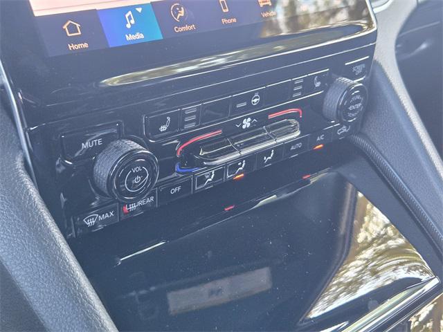 new 2025 Jeep Grand Cherokee car, priced at $45,470