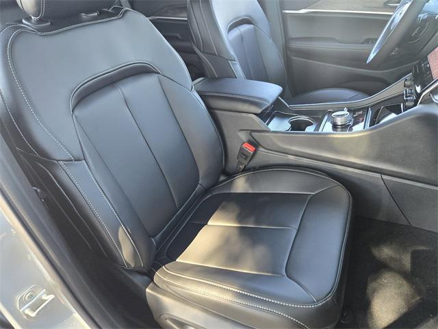 new 2025 Jeep Grand Cherokee car, priced at $45,470