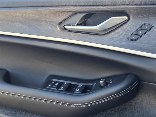 new 2025 Jeep Grand Cherokee car, priced at $45,470