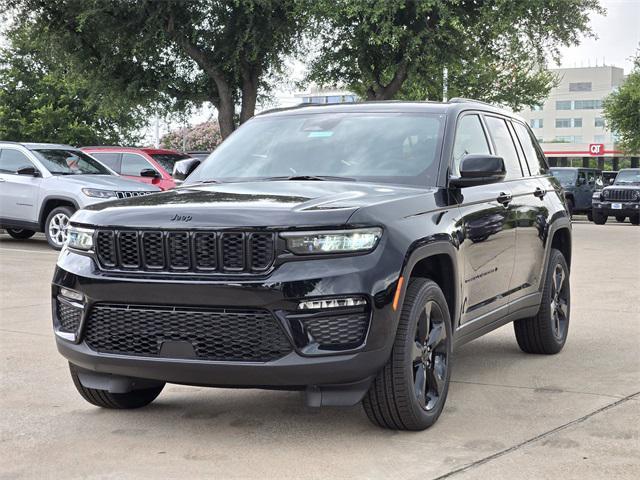 new 2025 Jeep Grand Cherokee car, priced at $41,611