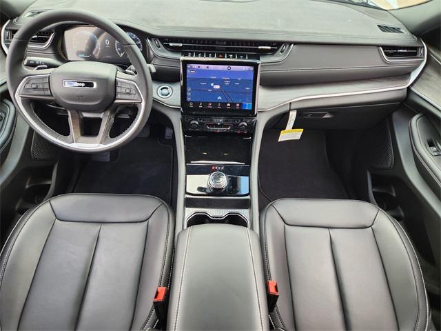 new 2025 Jeep Grand Cherokee car, priced at $41,244