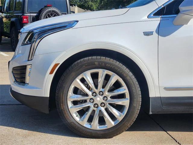 used 2017 Cadillac XT5 car, priced at $24,595