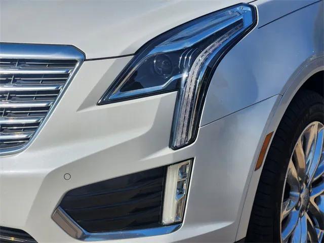 used 2017 Cadillac XT5 car, priced at $24,595