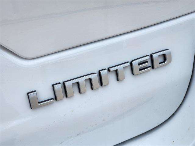 new 2025 Jeep Grand Cherokee car, priced at $41,244