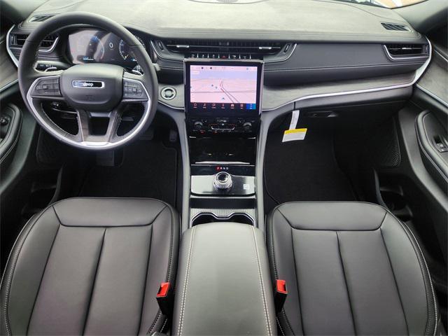 new 2025 Jeep Grand Cherokee car, priced at $41,244
