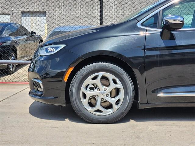 used 2023 Chrysler Pacifica car, priced at $26,789