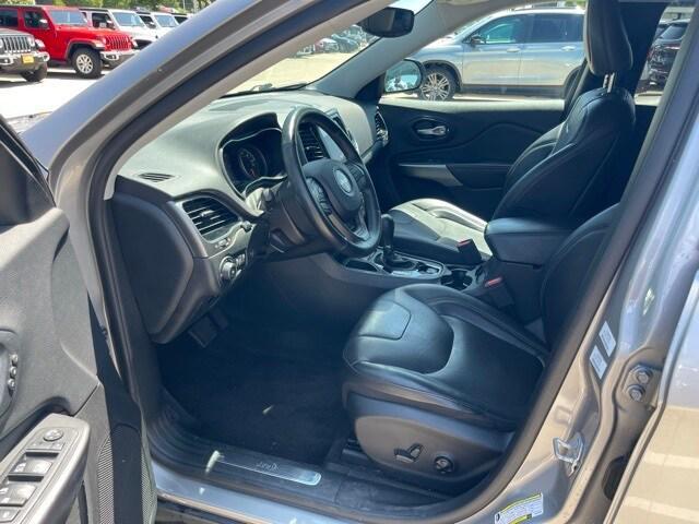 used 2019 Jeep Cherokee car, priced at $20,638