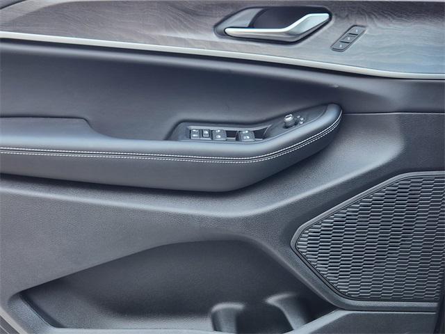 new 2025 Jeep Grand Cherokee L car, priced at $46,970