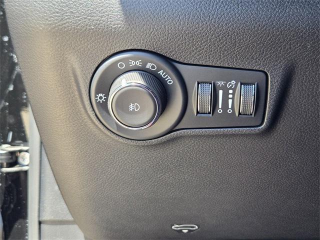 new 2025 Jeep Compass car, priced at $32,963