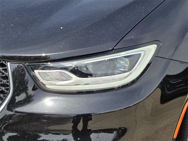 new 2025 Chrysler Pacifica car, priced at $41,532