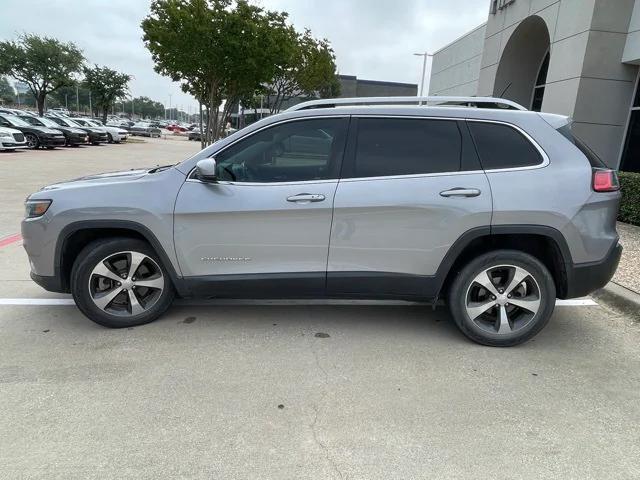 used 2019 Jeep Cherokee car, priced at $15,595