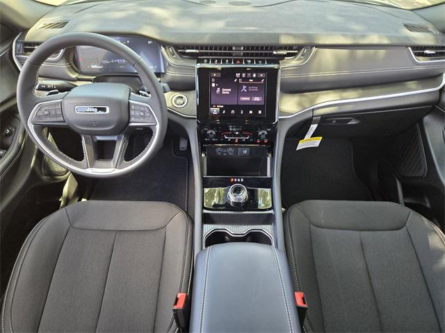 new 2025 Jeep Grand Cherokee car, priced at $38,477