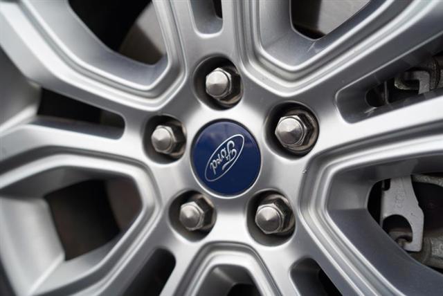 used 2020 Ford Edge car, priced at $14,996