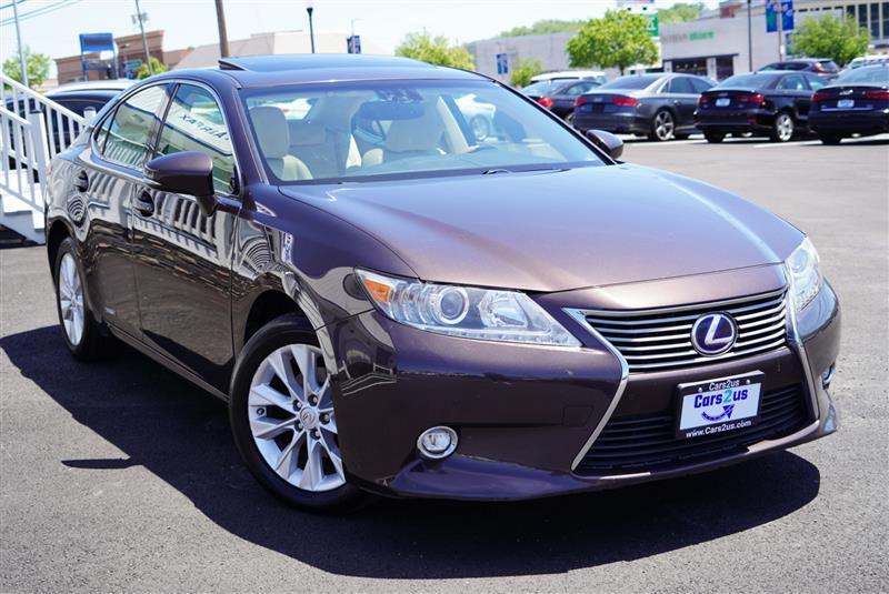 used 2015 Lexus ES 300h car, priced at $12,796