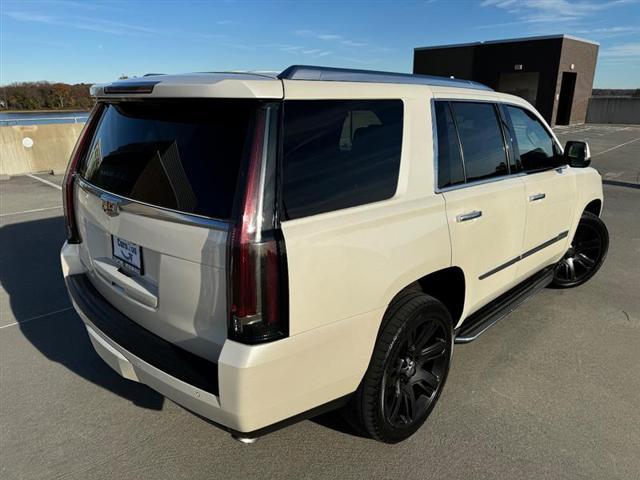 used 2015 Cadillac Escalade car, priced at $22,996