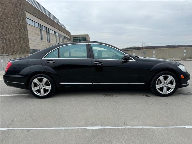 used 2011 Mercedes-Benz S-Class car, priced at $11,996