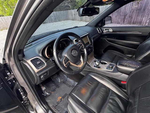 used 2015 Jeep Grand Cherokee car, priced at $12,996