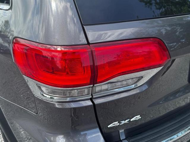 used 2015 Jeep Grand Cherokee car, priced at $12,996