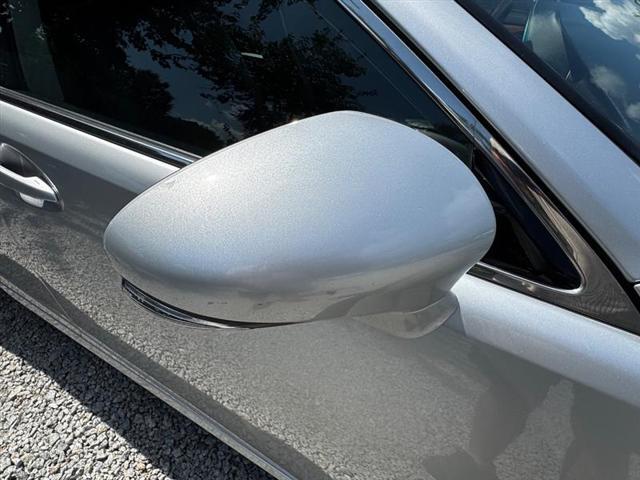used 2014 Lexus ES 300h car, priced at $12,996