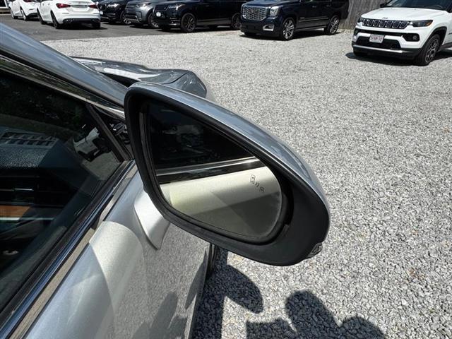 used 2014 Lexus ES 300h car, priced at $12,996