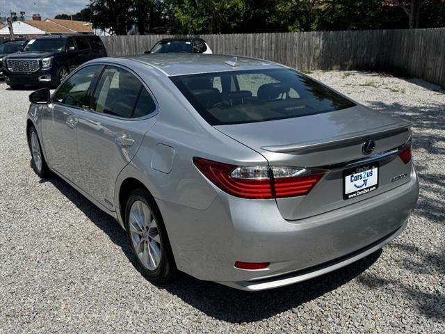 used 2014 Lexus ES 300h car, priced at $12,996