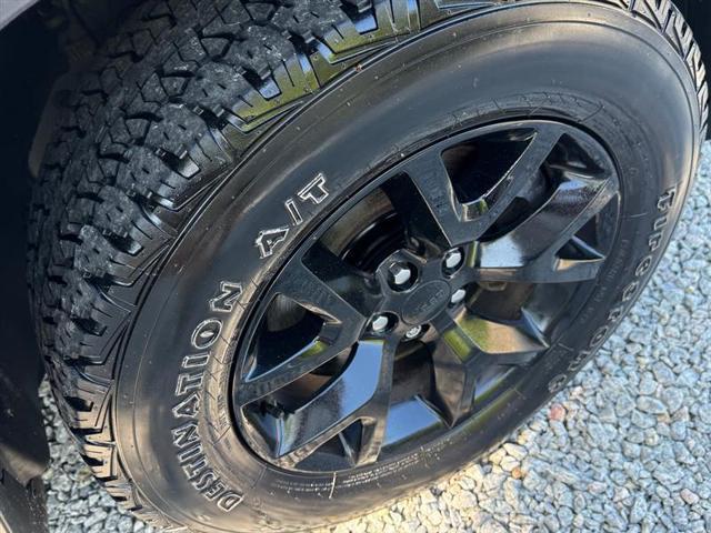 used 2014 Jeep Cherokee car, priced at $8,996