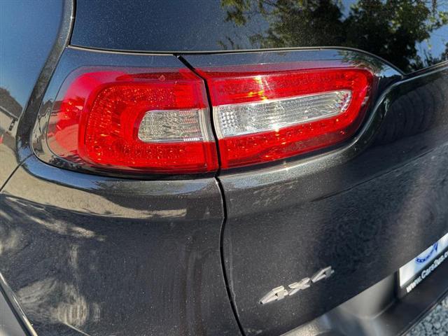 used 2014 Jeep Cherokee car, priced at $8,996