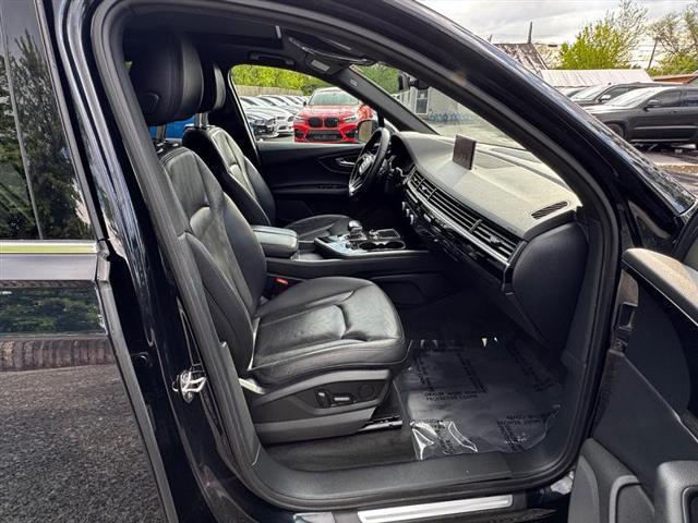 used 2017 Audi Q7 car, priced at $12,996