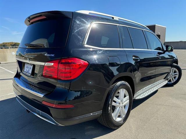 used 2015 Mercedes-Benz GL-Class car, priced at $15,996