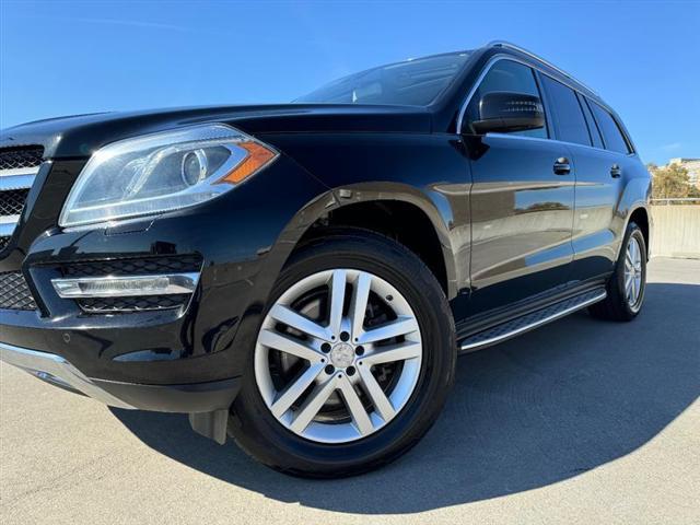 used 2015 Mercedes-Benz GL-Class car, priced at $15,996