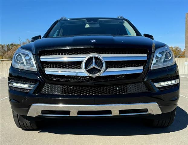 used 2015 Mercedes-Benz GL-Class car, priced at $15,996