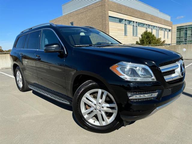 used 2015 Mercedes-Benz GL-Class car, priced at $15,996