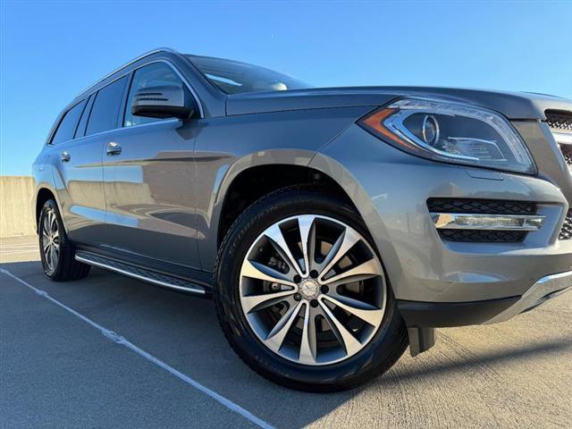 used 2015 Mercedes-Benz GL-Class car, priced at $15,496