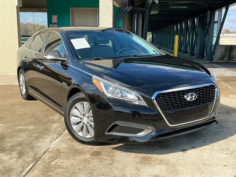 used 2016 Hyundai Sonata Hybrid car, priced at $5,996