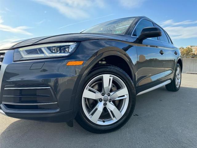 used 2018 Audi Q5 car, priced at $12,996